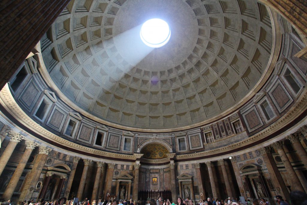 dulichphap-20-dia-danh-chau-au-pantheon-rome