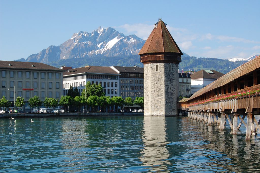 dulichphap-2016-tour-chau-au-lucerne